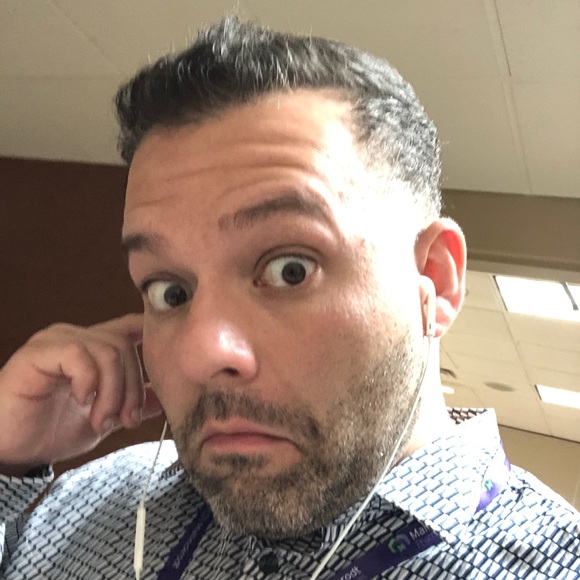 Meet your Posher, Juan - Picture 1 of 1